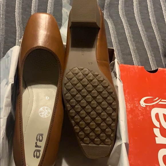 Brand new dress shoes, ARA, Never have been worn